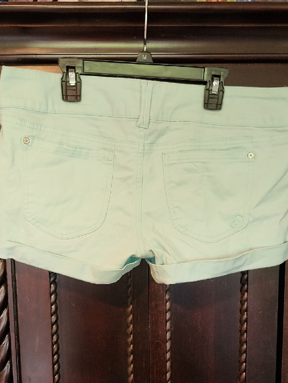4/$20 Indigo Rein Women's Mint Green Cotton Shorts - Picture 3 of 6